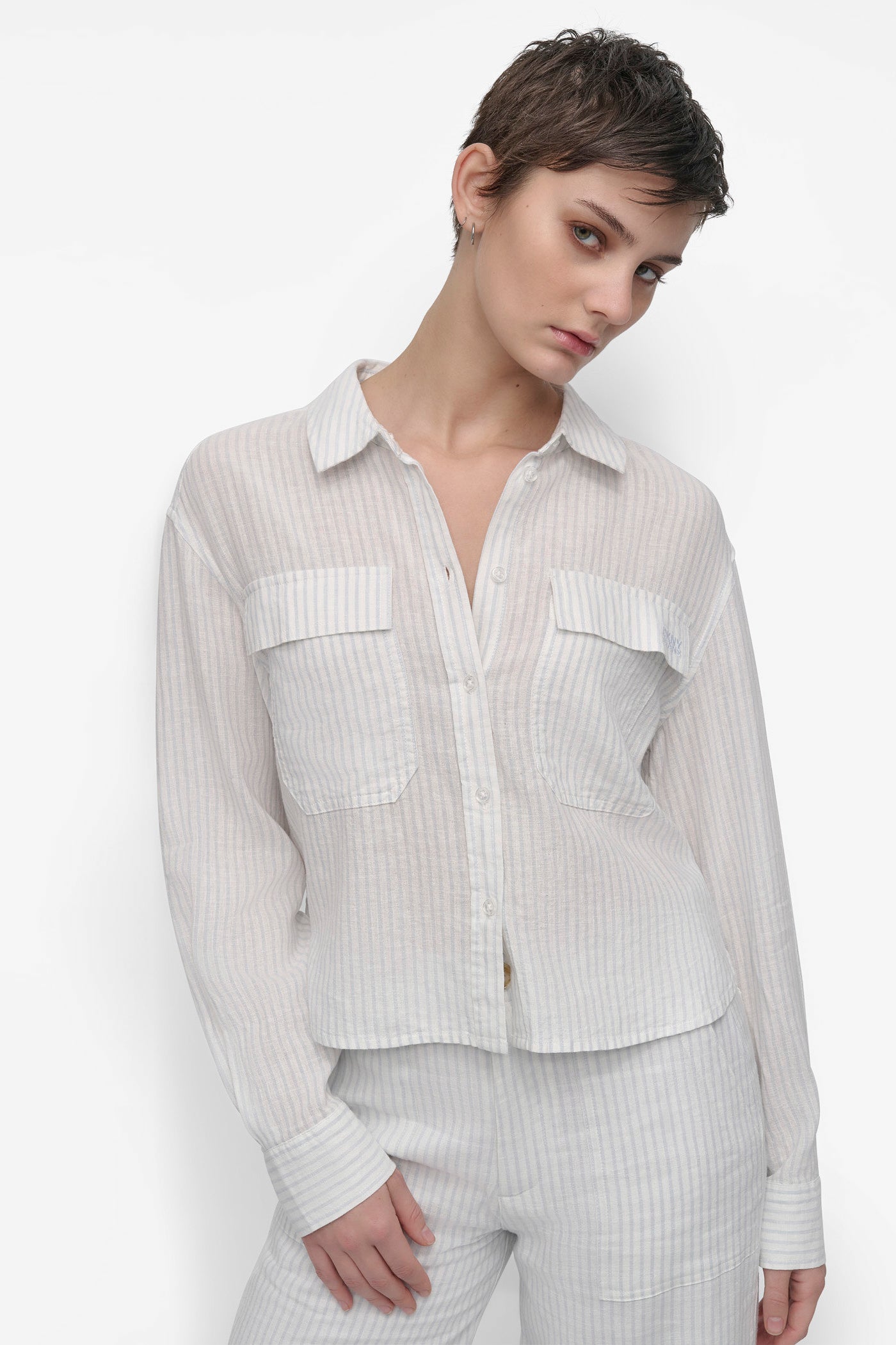 STRIPED LONG SLEEVE CROPPED SHIRT