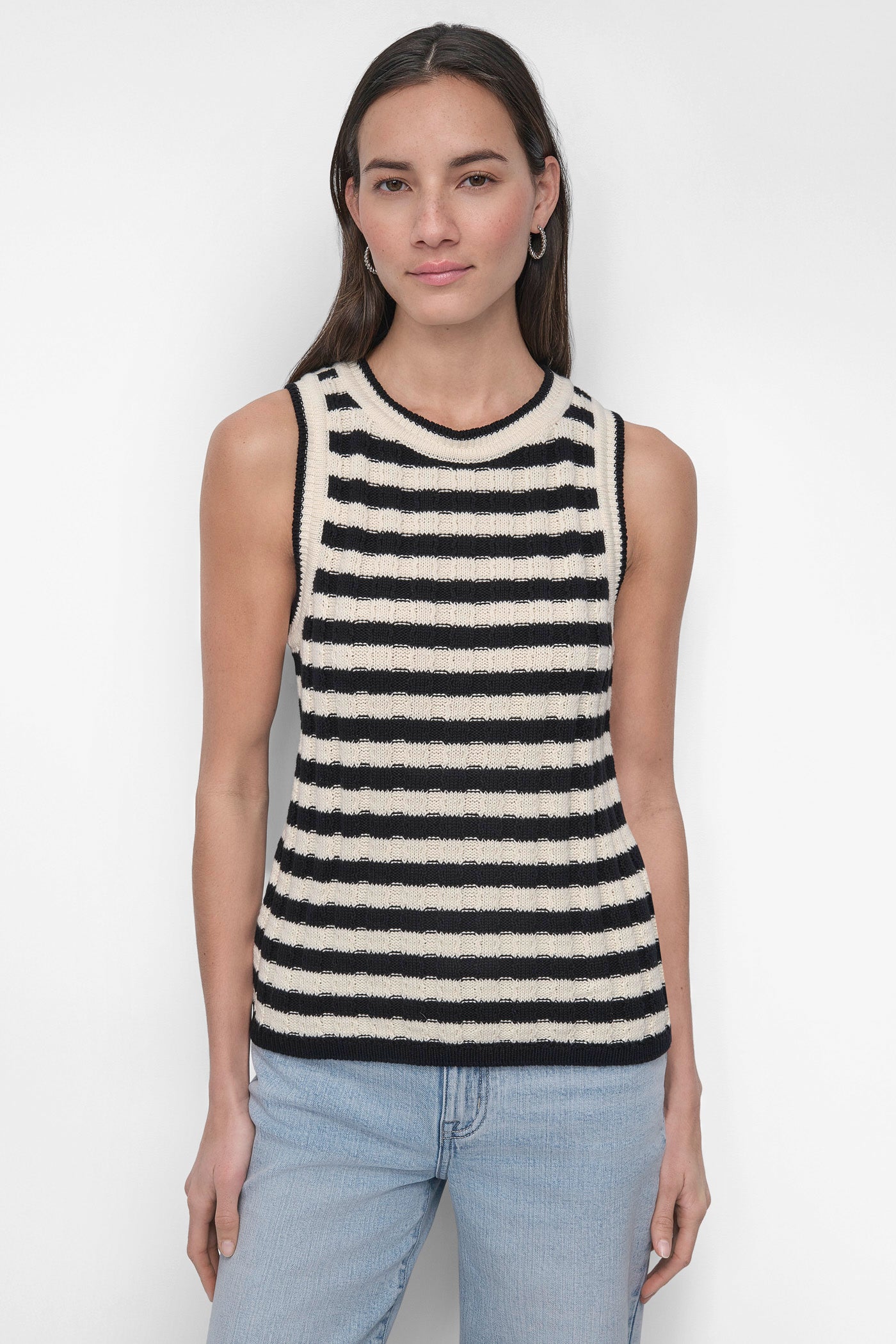 RIBBED STRIPED CREW NECK TANK WITH LOGO CHARM