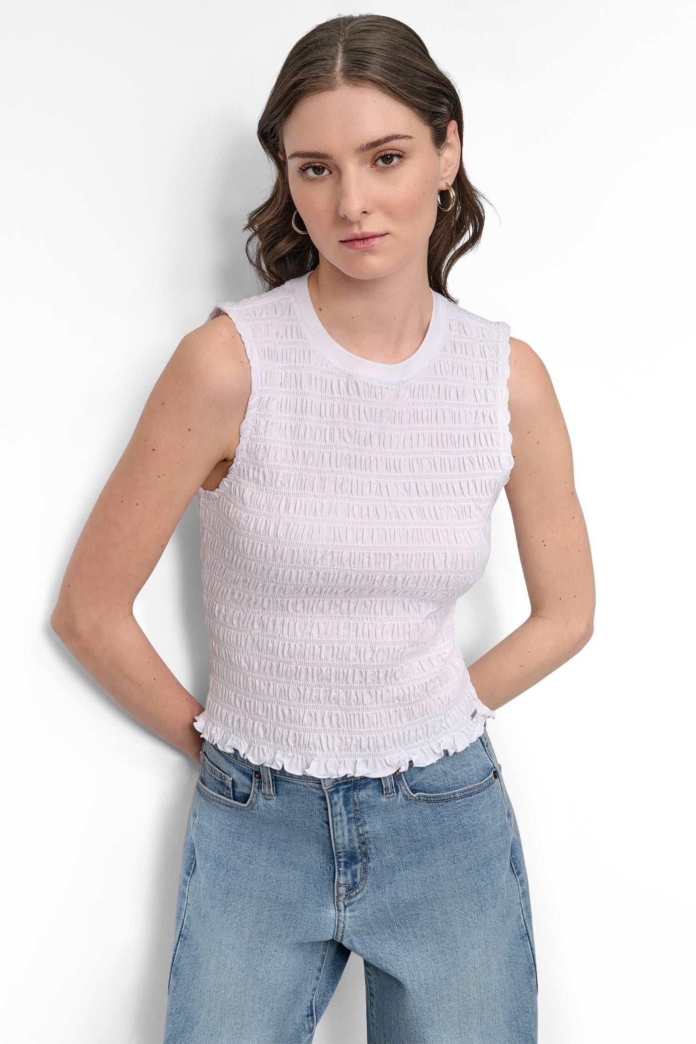 SMOCKED SLEEVELESS TEE