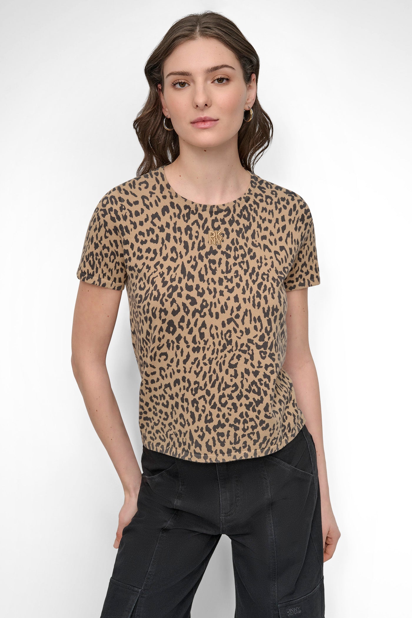 CHEETAH PRINT SHORT SLEEVE TEE WITH LOGO