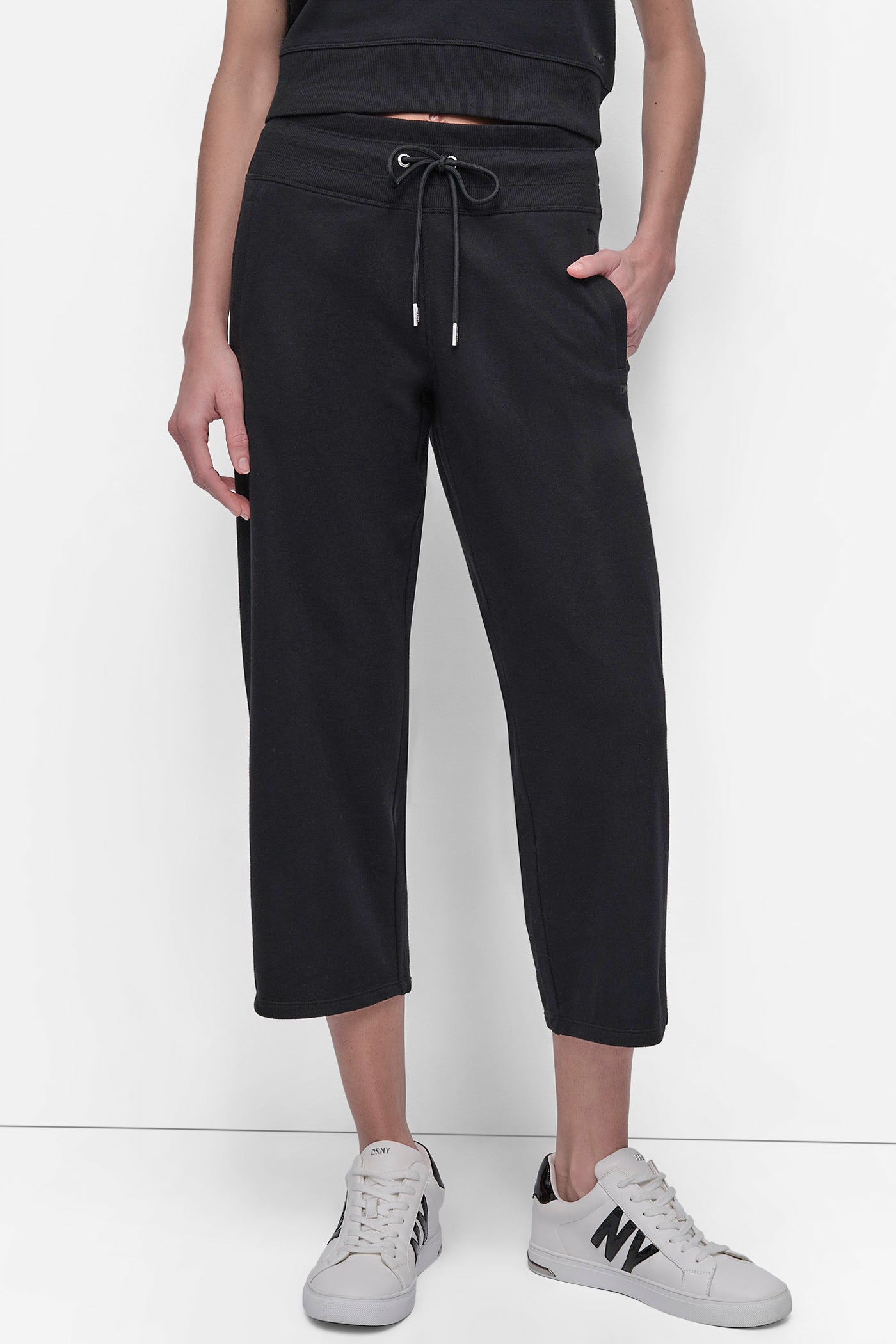 LOGO CROP PANT WITH POCKETS