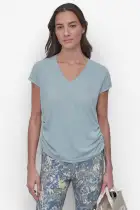 SHORT SLEEVE TECH TEE WITH RUCHED SIDE SEAMS