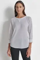 MINI SLUB WAFFLE 3/4 SLEEVE TEE WITH V-INSET