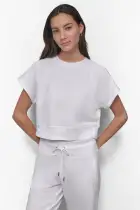 LOGO SHORT SLEEVE CROPPED PULLOVER