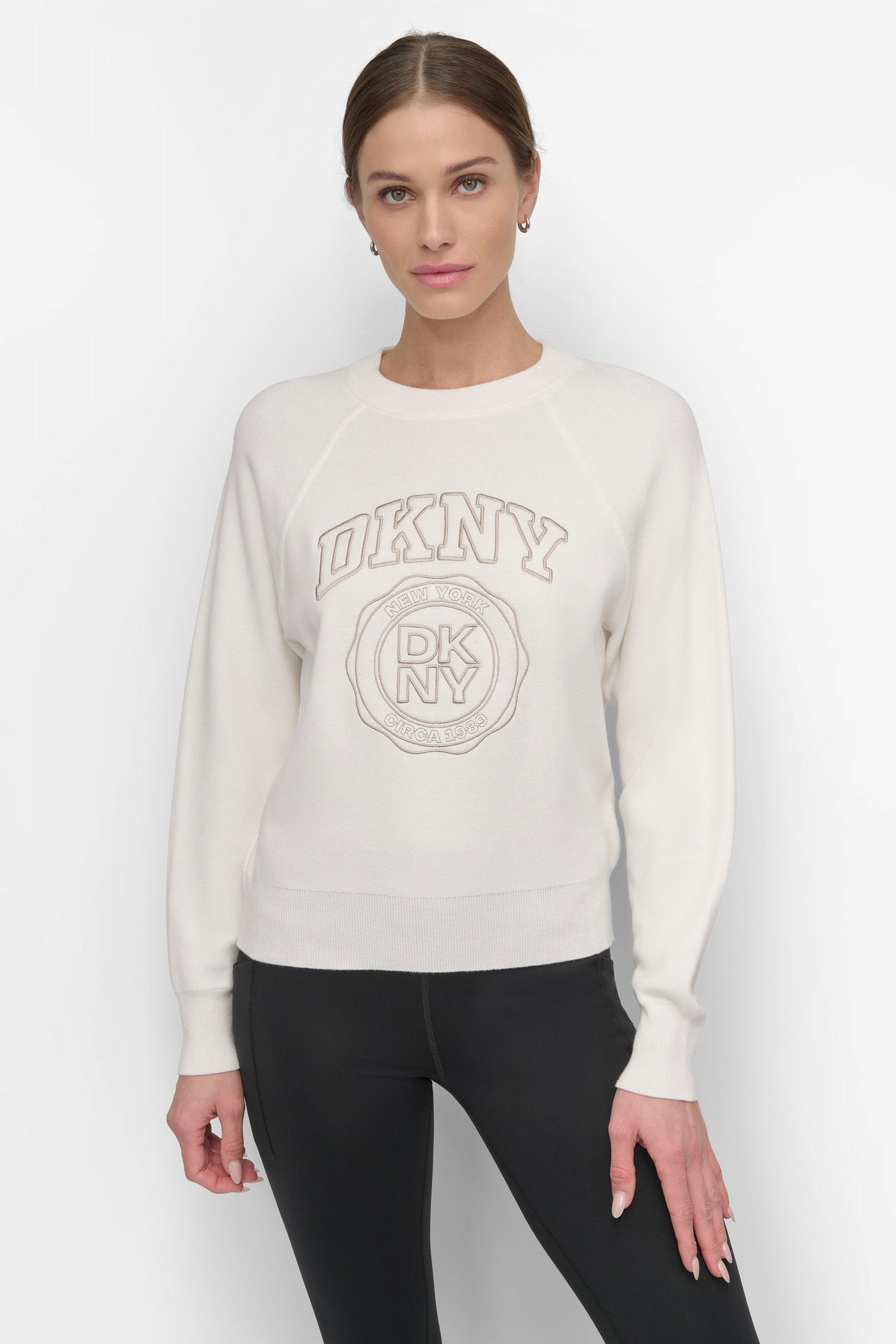 VARSITY EMBROIDERY CREW PULLOVER