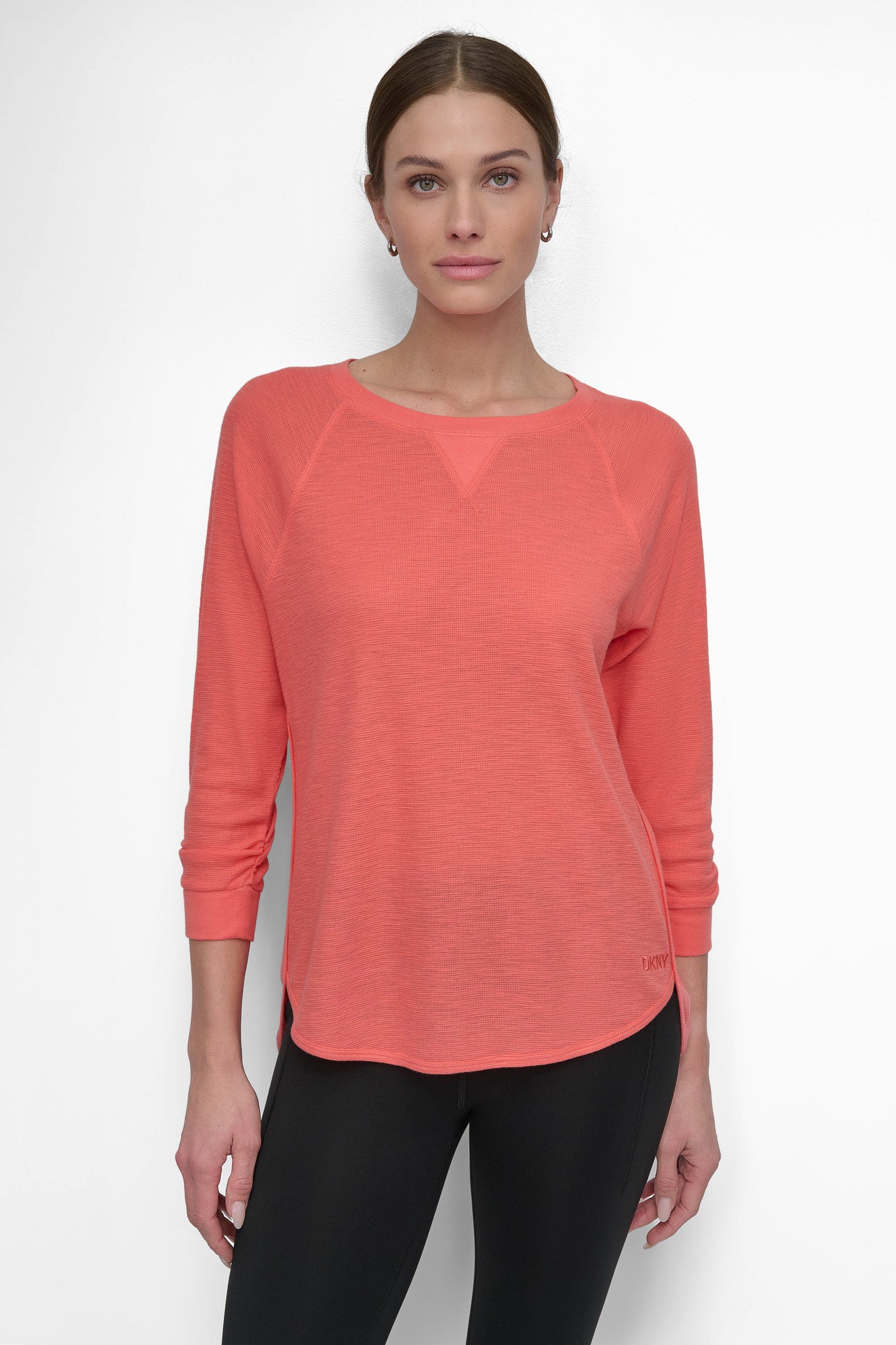 MINI SLUB WAFFLE 3/4 SLEEVE TEE WITH V-INSET