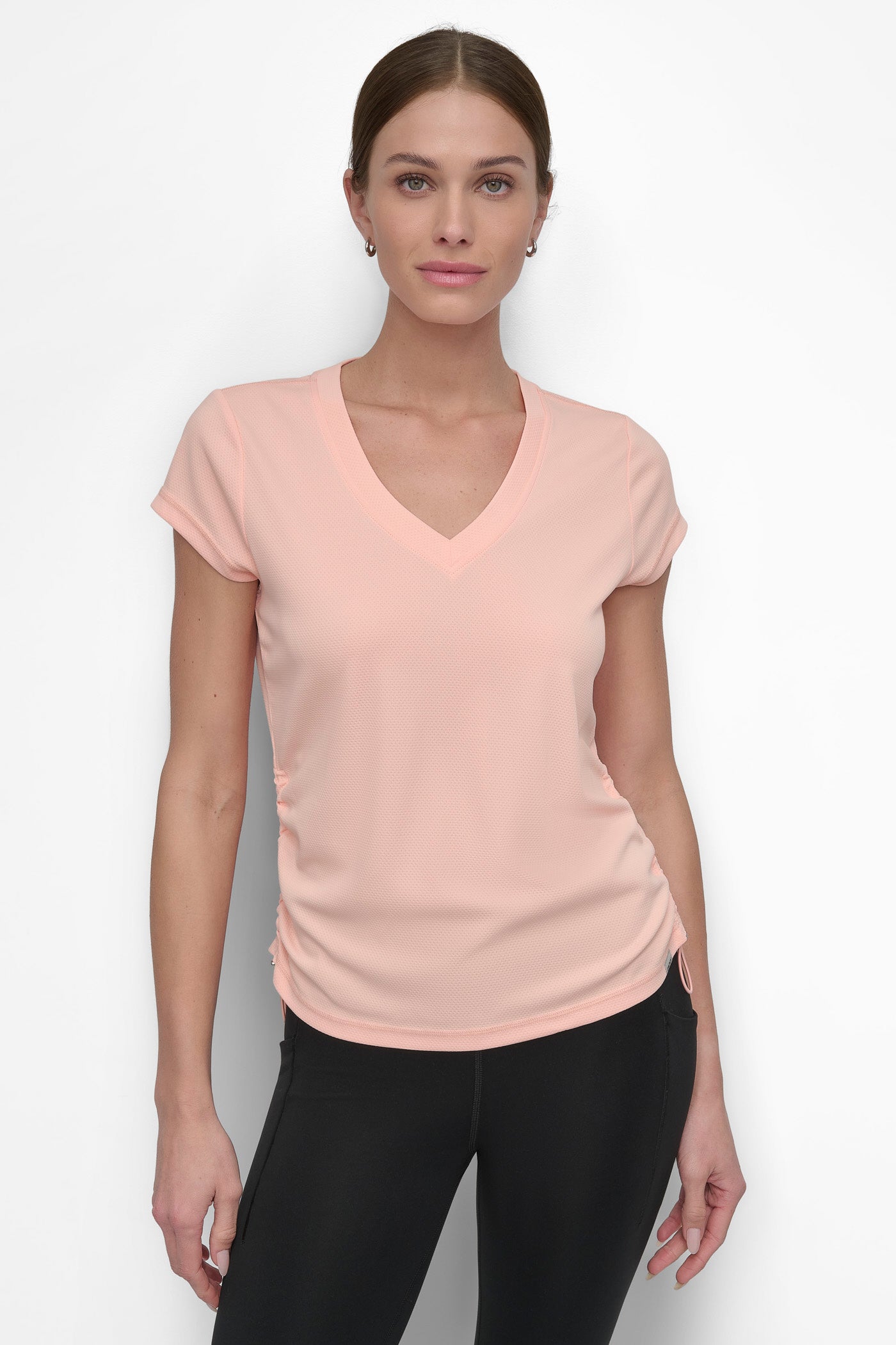 SHORT SLEEVE TECH TEE WITH RUCHED SIDE SEAMS